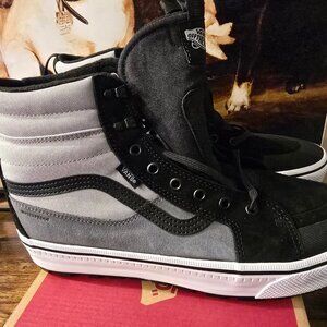 Vans SK8-Hi 'Grey Black' VN000DAQ239 Waterproof Shoes Boots Mens Sz 10 US NEW